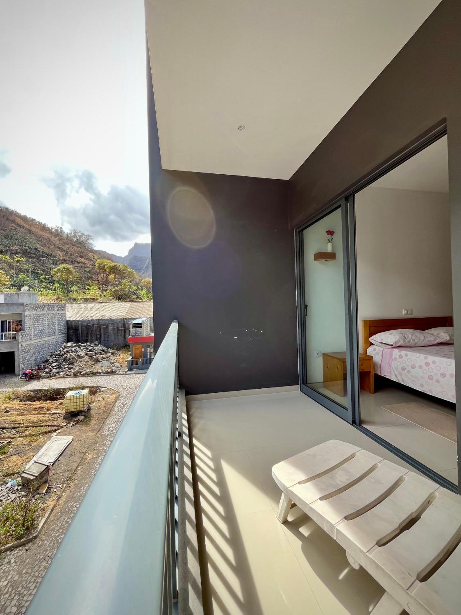 Отель Luz D'Sol - Residencial Familiar Pombas Экстерьер фото
